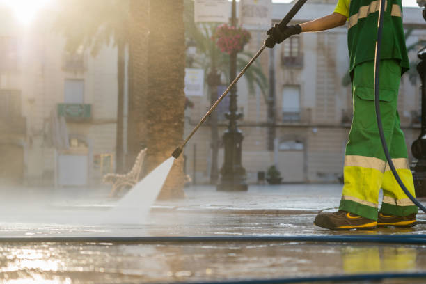 Best Animal Enclosure Cleaning  in Lacey, WA